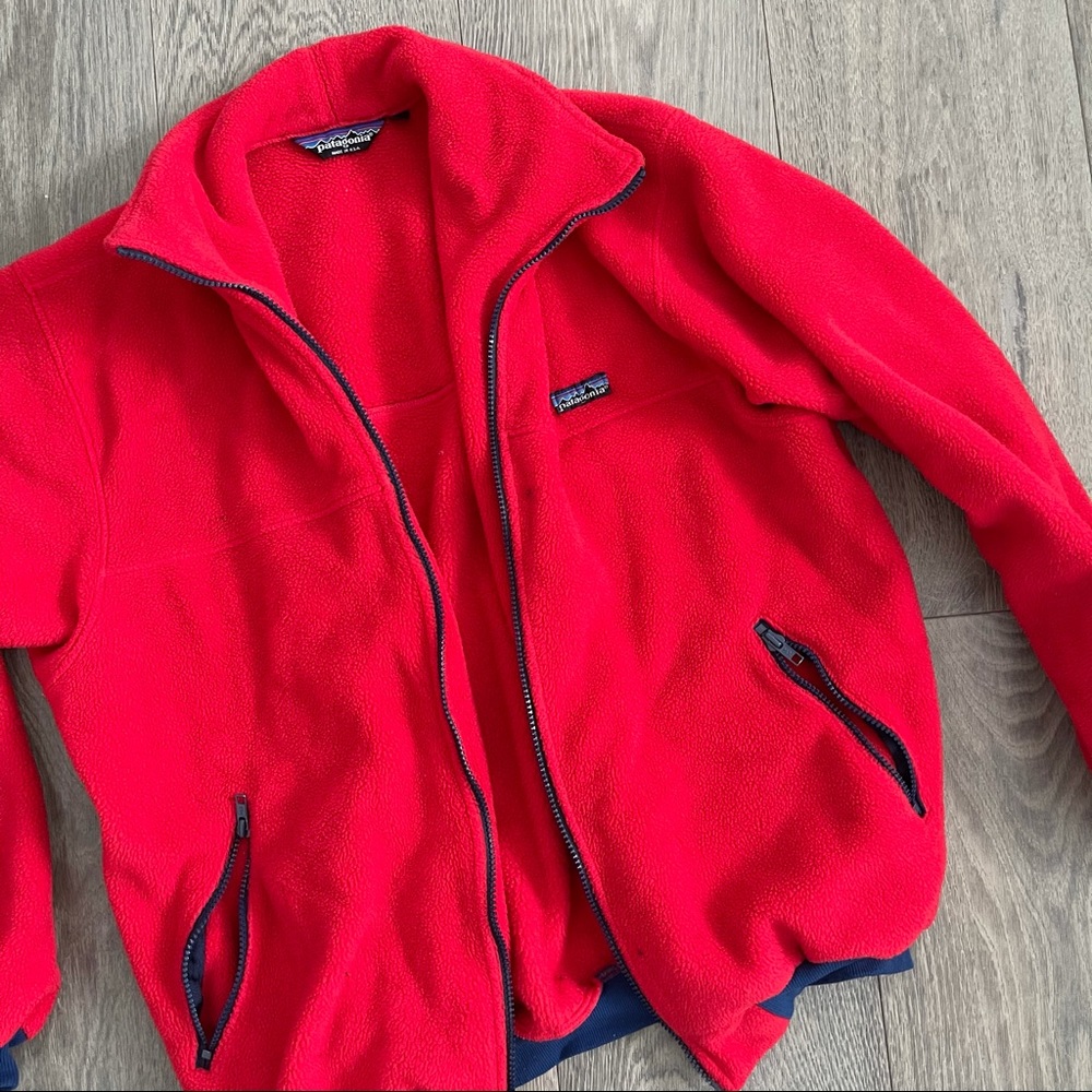 PATAGONIA red teddy jacket